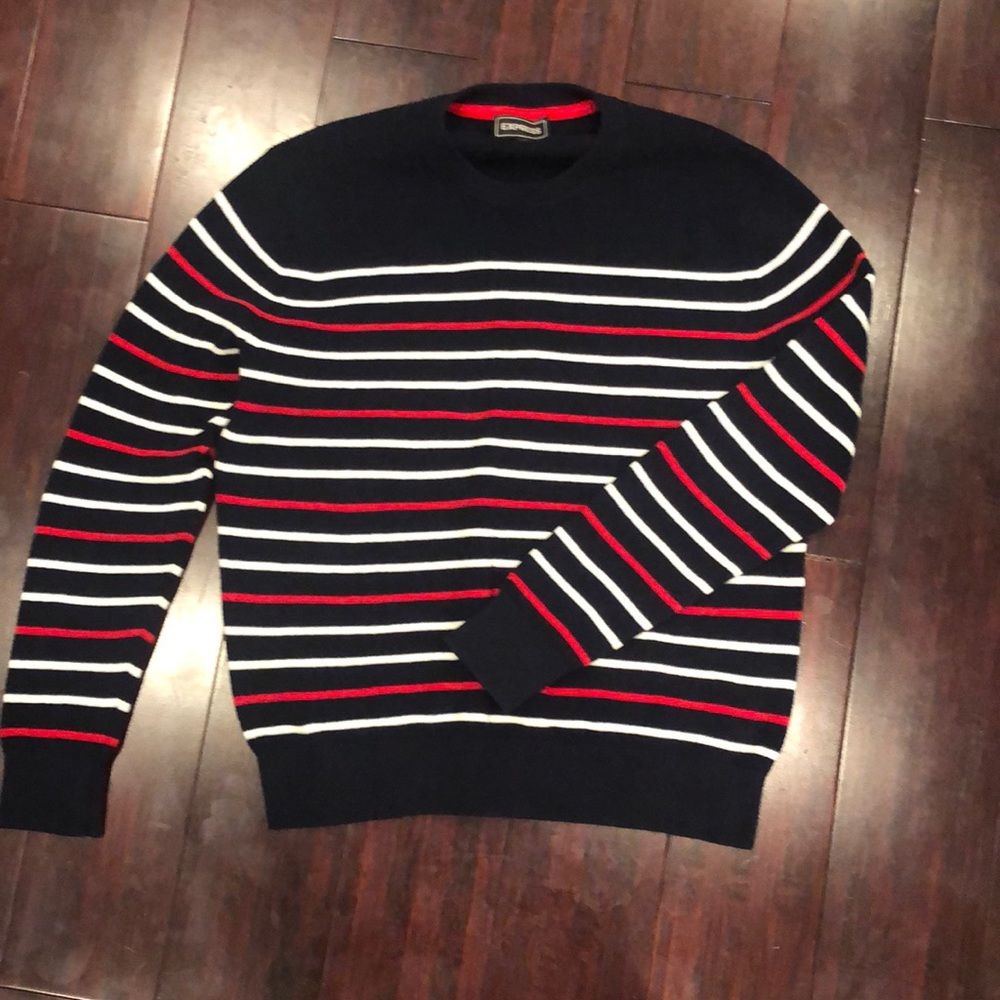 Men’s Express sweater